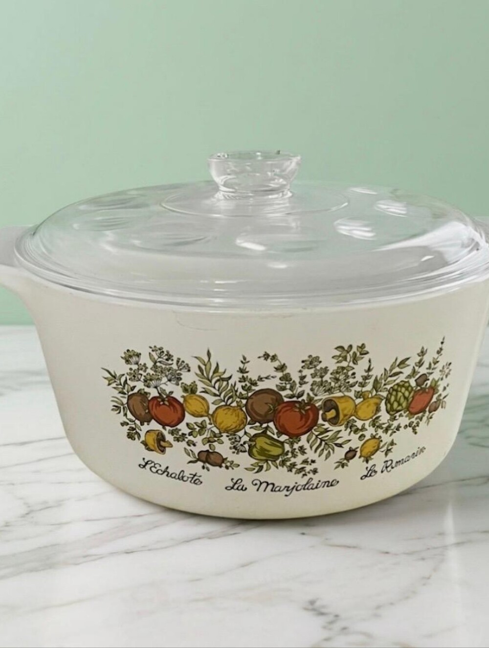 Vintage CORNING WARE B-4-B, 4 Quart, 07-76-11, Spice of Life Dimpled Glass Lid.